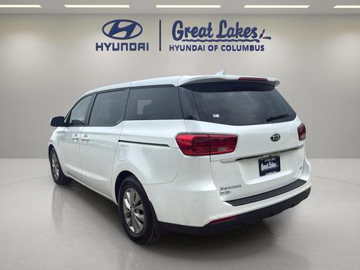 Snow White Pearl 2021 Kia Sedona LX