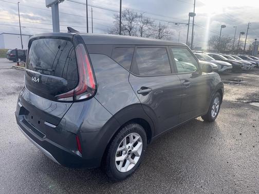 2024 Kia Soul LX