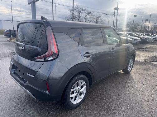 2024 Kia Soul LX