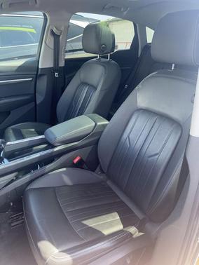 Daytona Gray Pearl Effect 2021 Audi e-tron Premium