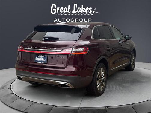 2019 Lincoln Nautilus Select