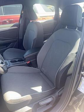 Deep Black Pearl Effect 2025 Volkswagen Jetta 1.5T Sport