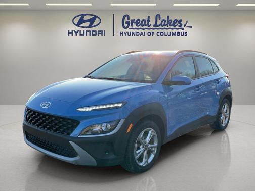 2022 Hyundai KONA SEL