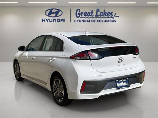 2021 Hyundai IONIQ Plug-In Hybrid SEL
