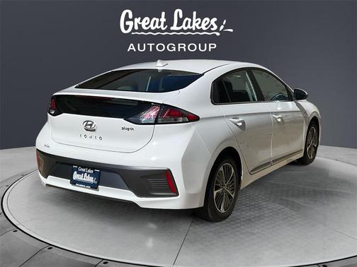 2021 Hyundai IONIQ Plug-In Hybrid SEL