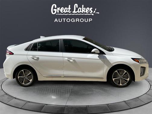 2021 Hyundai IONIQ Plug-In Hybrid SEL