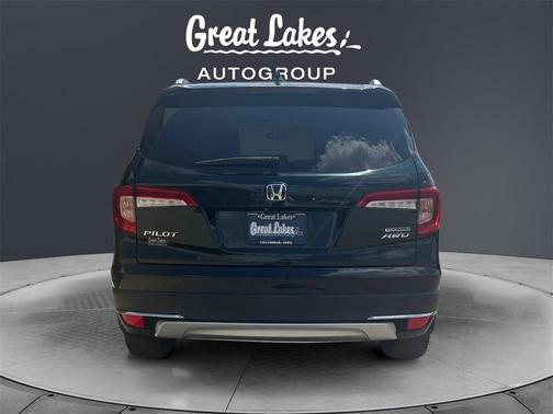 2019 Honda Pilot Touring 8-Passenger