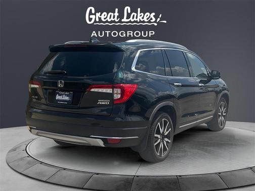 2019 Honda Pilot Touring 8-Passenger