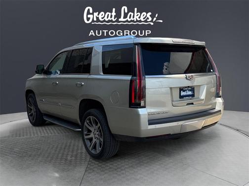 2016 Cadillac Escalade Luxury