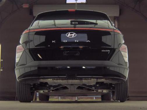 Abyss Black Pearl 2024 Hyundai KONA EV SE