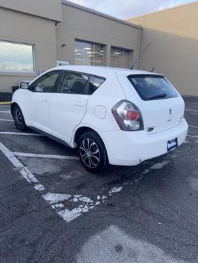 2010 Pontiac Vibe Base