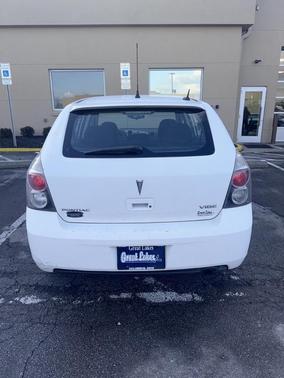 2010 Pontiac Vibe Base