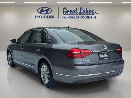 2016 Volkswagen Passat 1.8T S