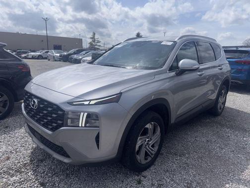Shimmering Silver Pearl 2023 Hyundai SANTA FE SEL