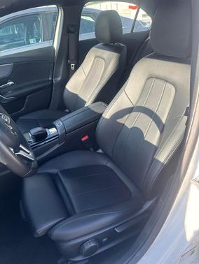 Polar White 2022 Mercedes-Benz A-Class A 220 4MATIC