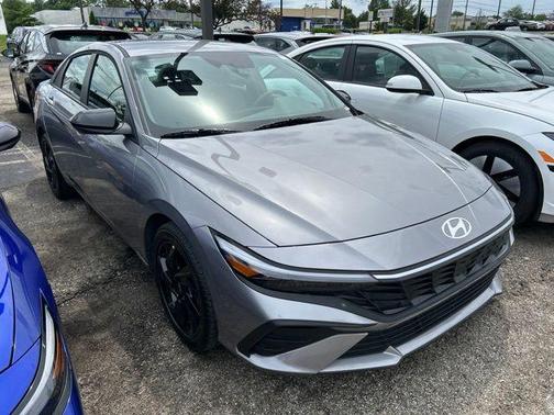 Metal 2026 Hyundai ELANTRA SEL Sport