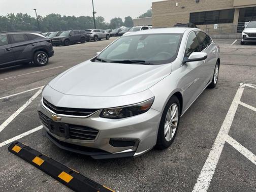 Silver Ice Metallic 2016 Chevrolet Malibu 1LT