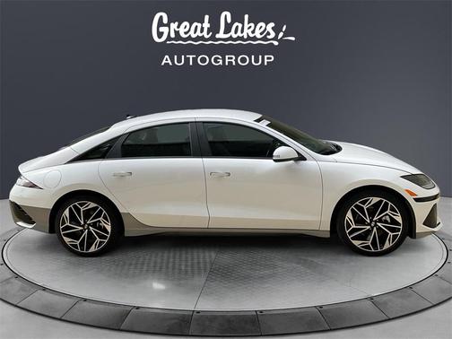 2024 Hyundai IONIQ 6 SEL