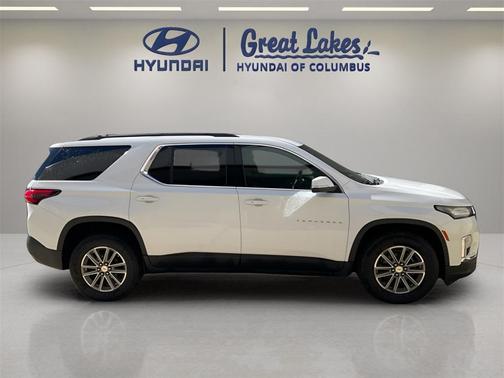 2022 Chevrolet Traverse LT Cloth