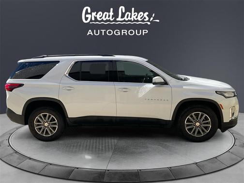 2022 Chevrolet Traverse LT Cloth