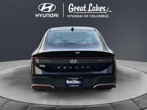 2025 Hyundai SONATA SE