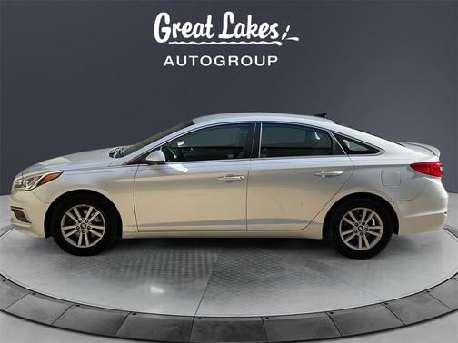 2016 Hyundai SONATA SE