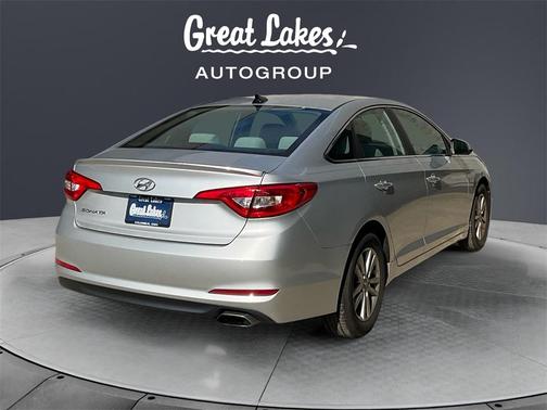 2016 Hyundai SONATA SE