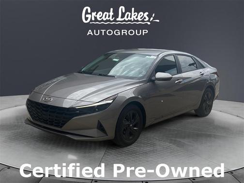 2022 Hyundai ELANTRA SEL