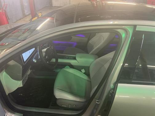 2024 Hyundai IONIQ 6 Limited