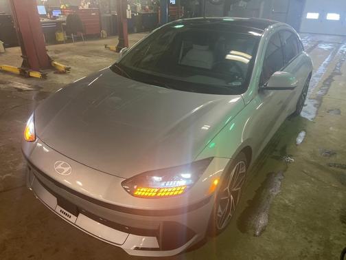 2024 Hyundai IONIQ 6 Limited