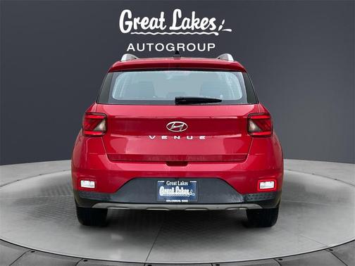 2022 Hyundai VENUE SEL