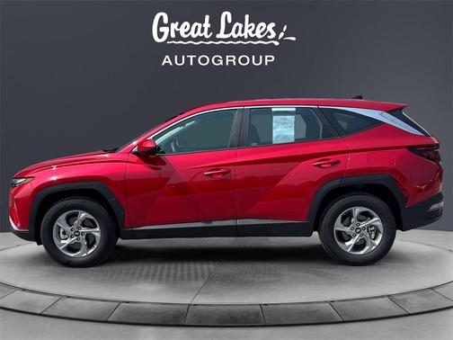 2023 Hyundai TUCSON SE