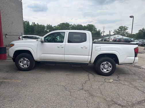 Super White 2021 Toyota Tacoma SR