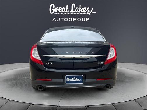 2015 Lincoln MKS Base