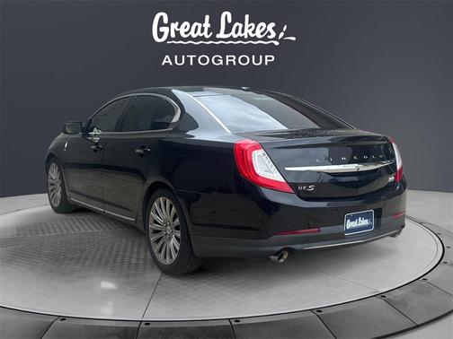 2015 Lincoln MKS Base