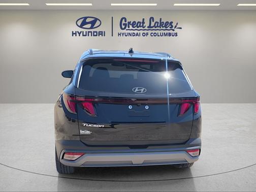 Phantom Black 2025 Hyundai TUCSON SEL