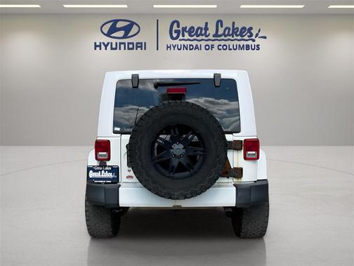 2016 Jeep Wrangler Unlimited Sahara