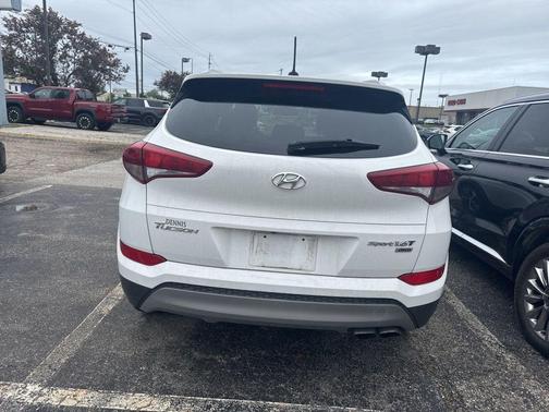 Dazzling White 2017 Hyundai TUCSON Sport