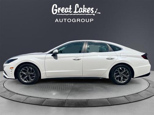 2022 Hyundai SONATA SEL