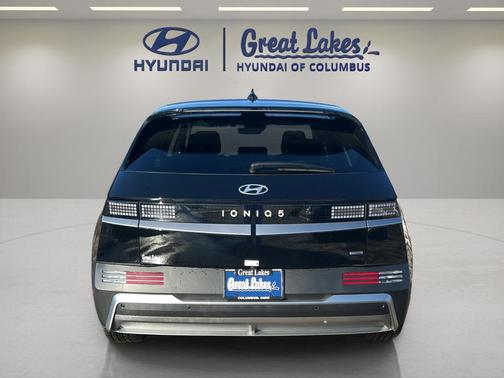 2025 Hyundai IONIQ 5 SE