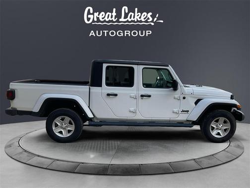 2023 Jeep Gladiator Sport