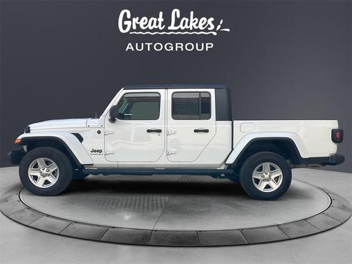 2023 Jeep Gladiator Sport
