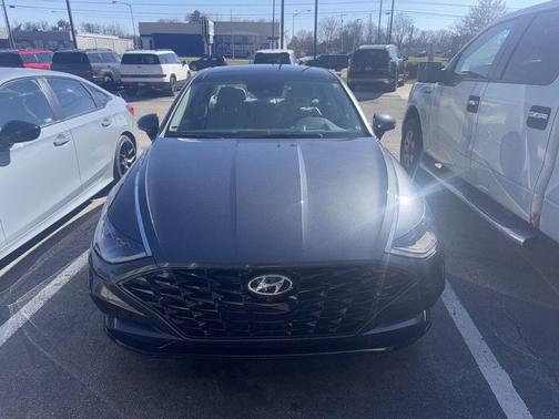 2022 Hyundai SONATA Limited