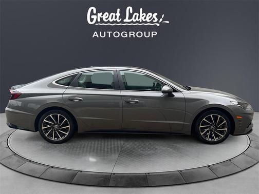 2022 Hyundai SONATA Limited