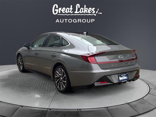 2022 Hyundai SONATA Limited