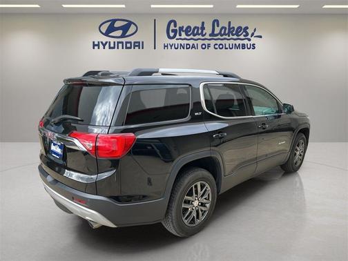 2017 GMC Acadia SLT-1