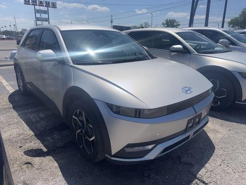 Gold 2024 Hyundai IONIQ 5 SEL