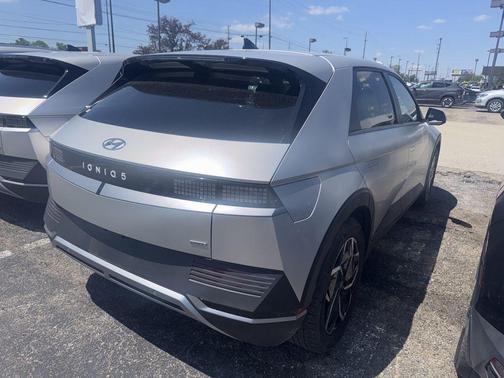 Gold 2024 Hyundai IONIQ 5 SEL
