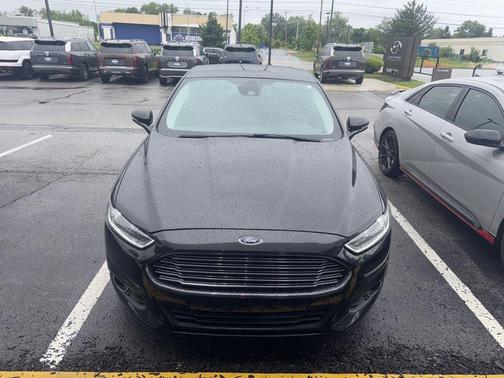 Tuxedo Black Metallic 2013 Ford Fusion Hybrid SE