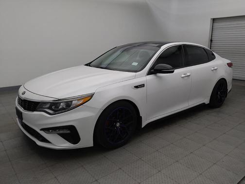 Snow White Pearl 2020 Kia Optima SX Turbo
